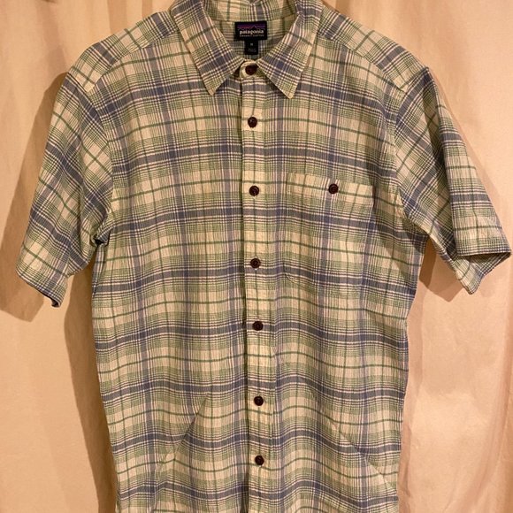 Patagonia Organic Cotton Button Down - Picture 4 of 5